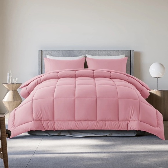 KINMEROOM Queen Size 3-Piece All-Season Down Alternative Comforter Set Pink New - Picture 1 of 8